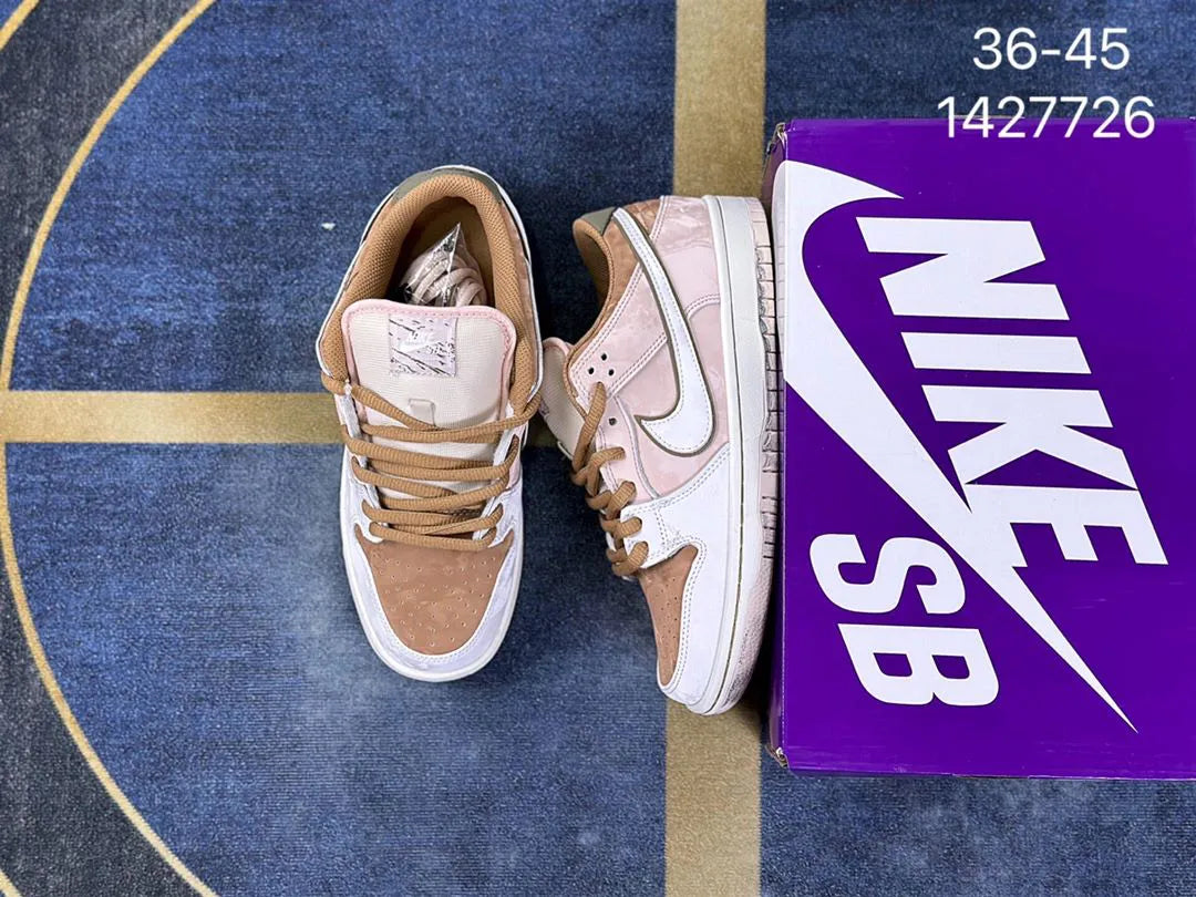 Edição ESPECIAL LANÇAMENTO SB Dunk Low "Trocadero Gardens"