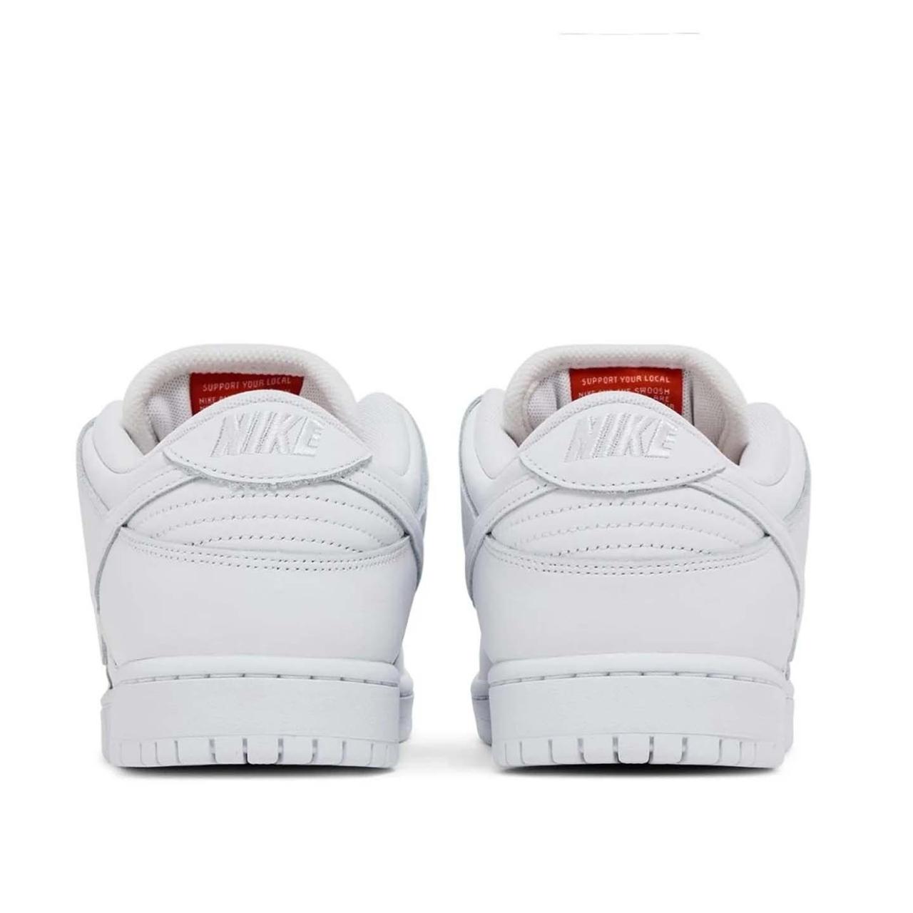 EDIÇÃO ESPECIAL LANÇAMENTO DUNK LOW TRIPLE WHITE