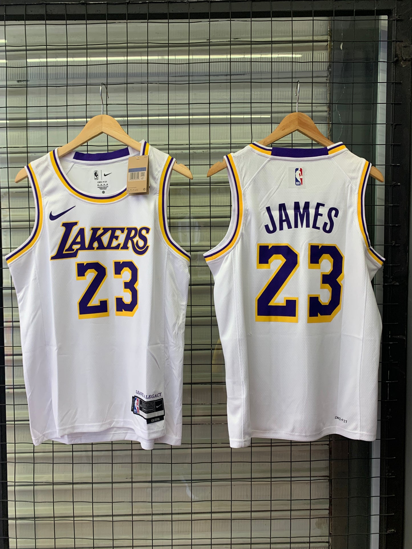 Regata NBA Lakers (James Nº 22)