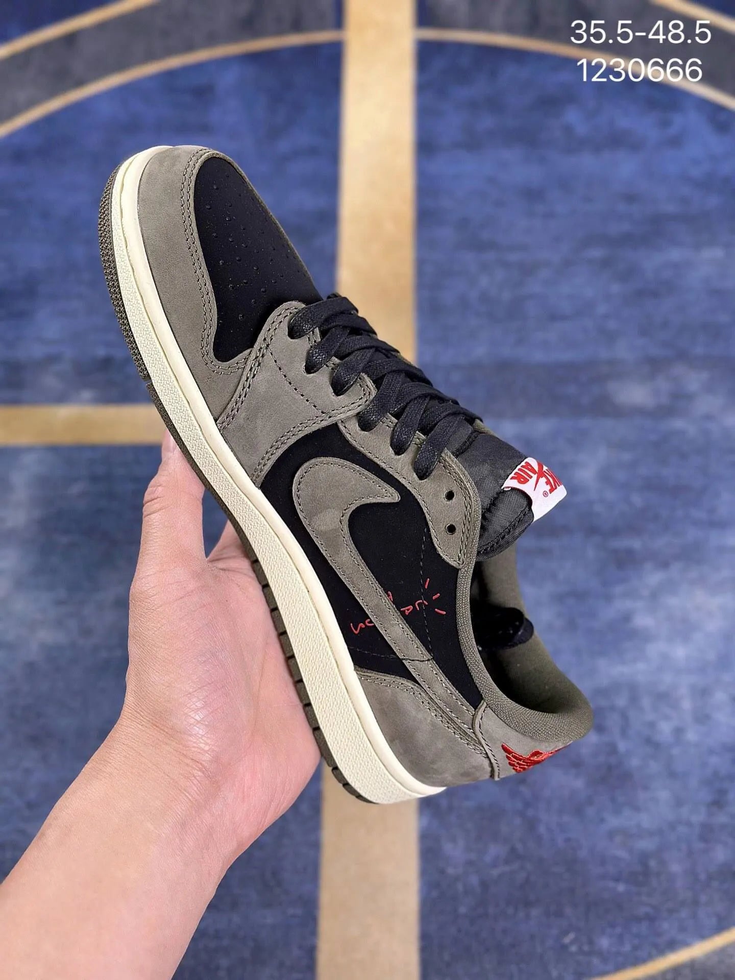 Edição ESPECIAL LANÇAMENTO Air Jordan 1 Low  "Black Olive" x Travis Scott