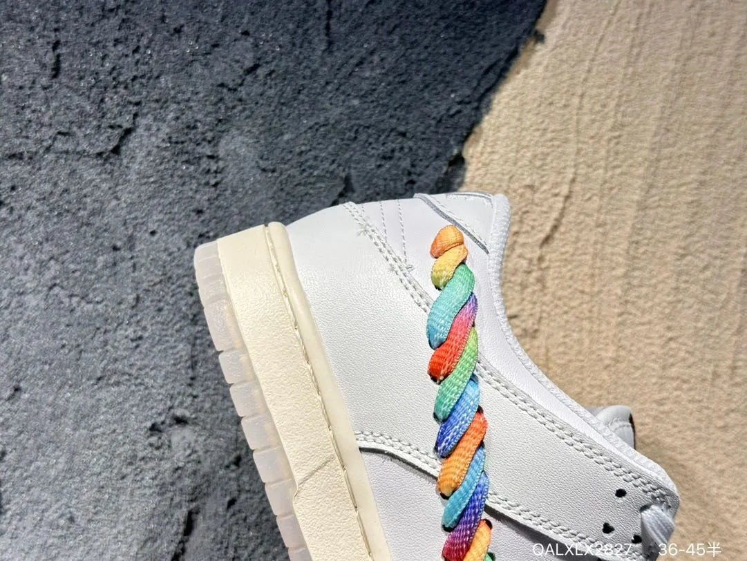 Edição ESPECIAL LANÇAMENTO Dunk Low "Rainbow Swoosh"
